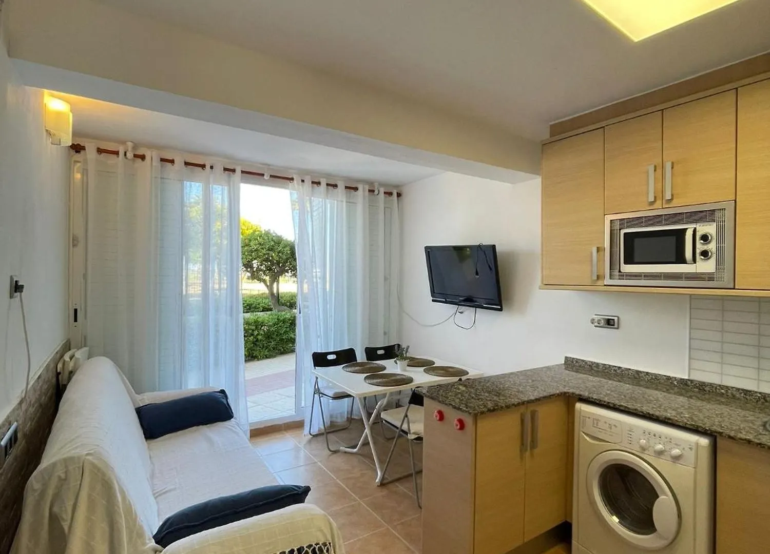 Apartamento Paradis La Pineda 0*,